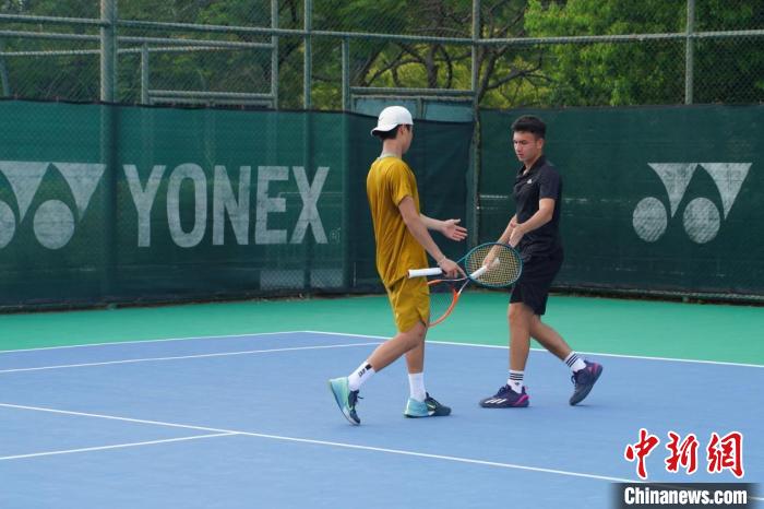 中国选手包揽2025公明商会杯ITF U18网巡赛深圳光明