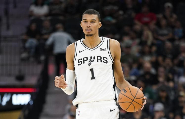 文班亚马飙升至第二 约基奇跌至第三 NBA MVP榜单