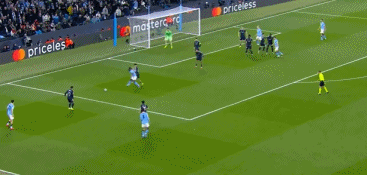 皇马双杀曼城晋级八强，B席红牌成关键转折点