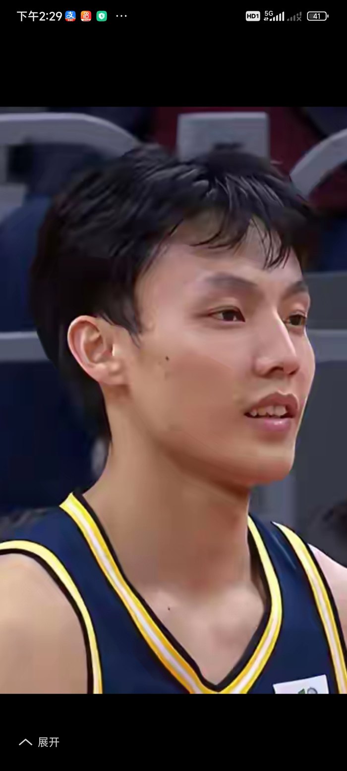 山东男篮主场大胜广东 奇兵许梦君三分神射助队